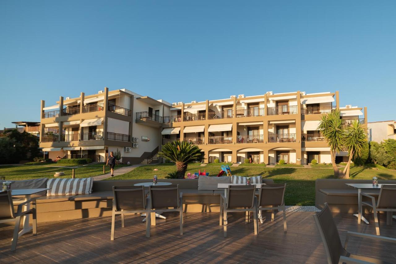 Hotel Areti Neos Marmaras Bagian luar foto