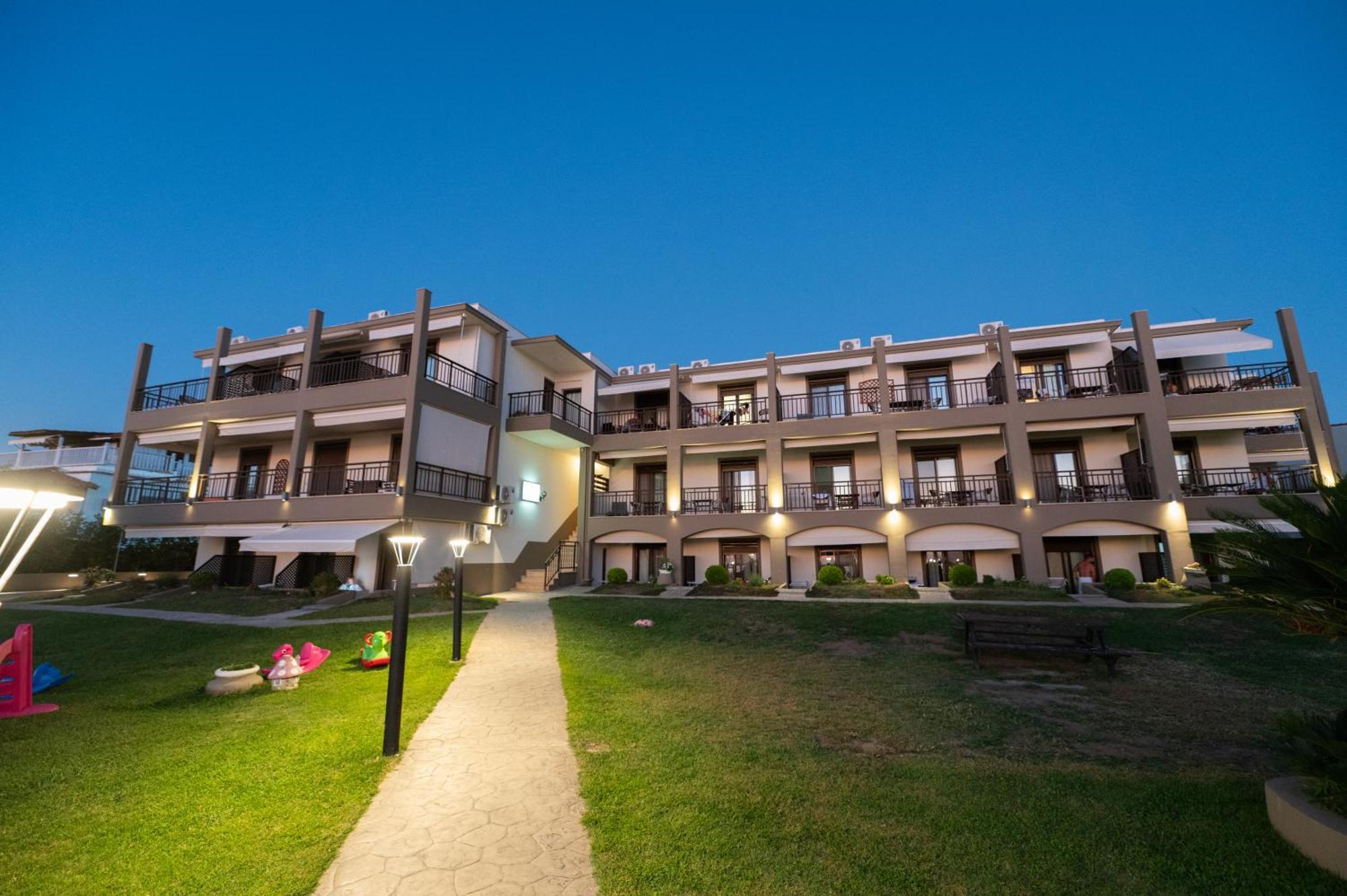 Hotel Areti Neos Marmaras Bagian luar foto