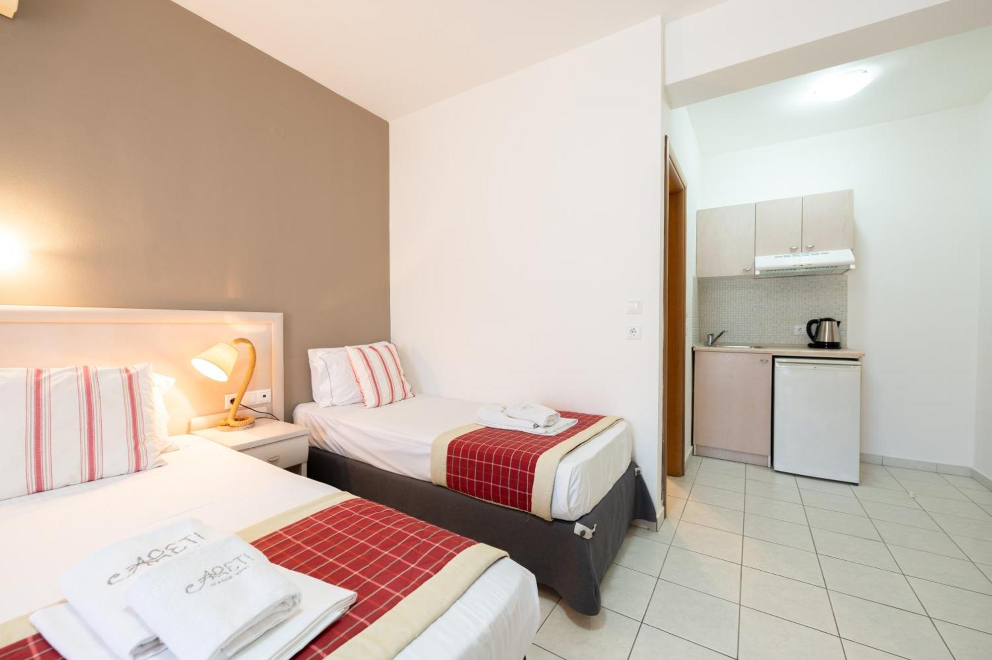 Hotel Areti Neos Marmaras Bagian luar foto