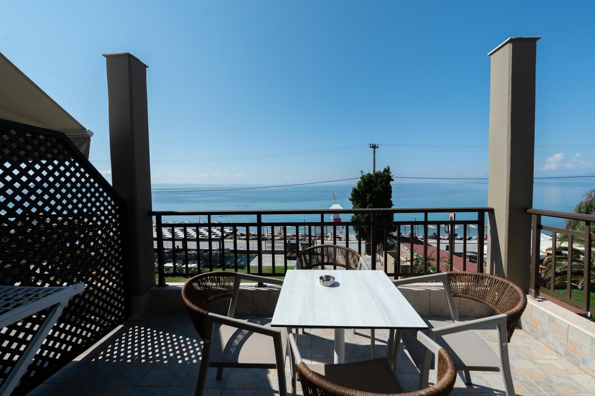 Hotel Areti Neos Marmaras Bagian luar foto