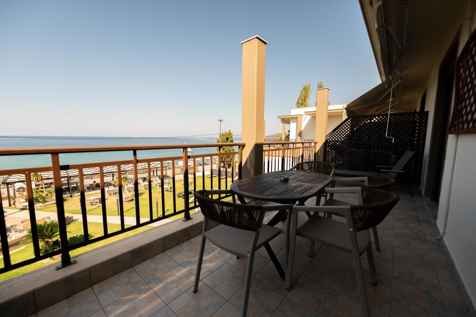 Hotel Areti Neos Marmaras Bagian luar foto
