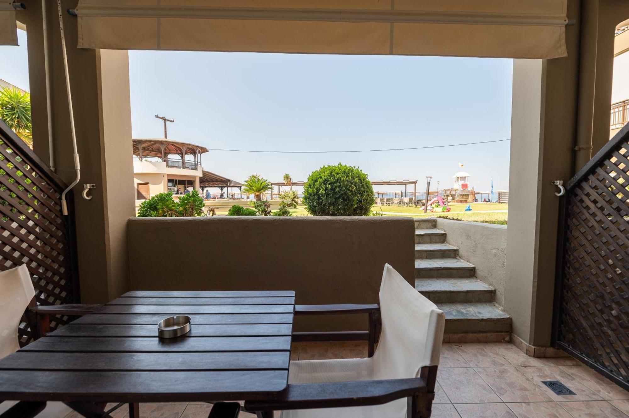 Hotel Areti Neos Marmaras Bagian luar foto